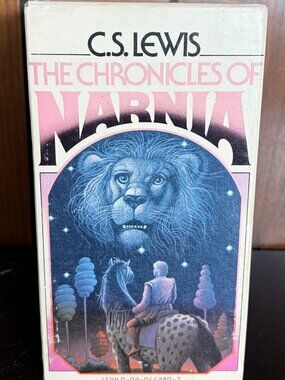 Vintage The Chronicles of Narnia: Box Set by C.S. Lewis (missing book 1) - GUC